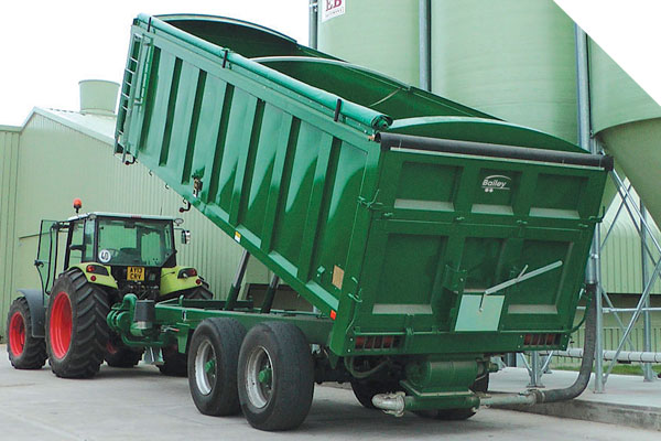 junk service truck in Lancaster County